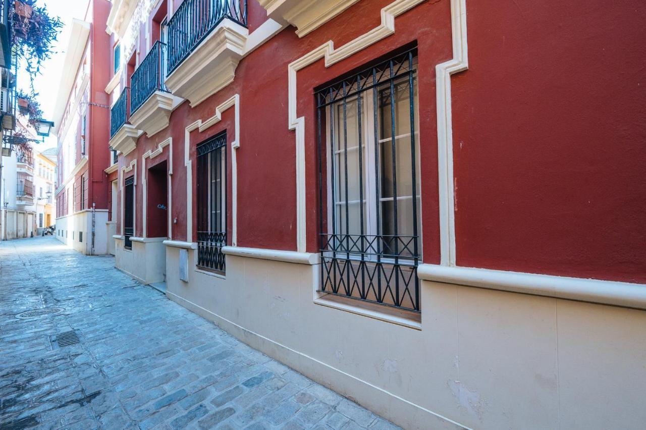 Lirio Suite Apartment - Private Parking Included Seville Exterior photo